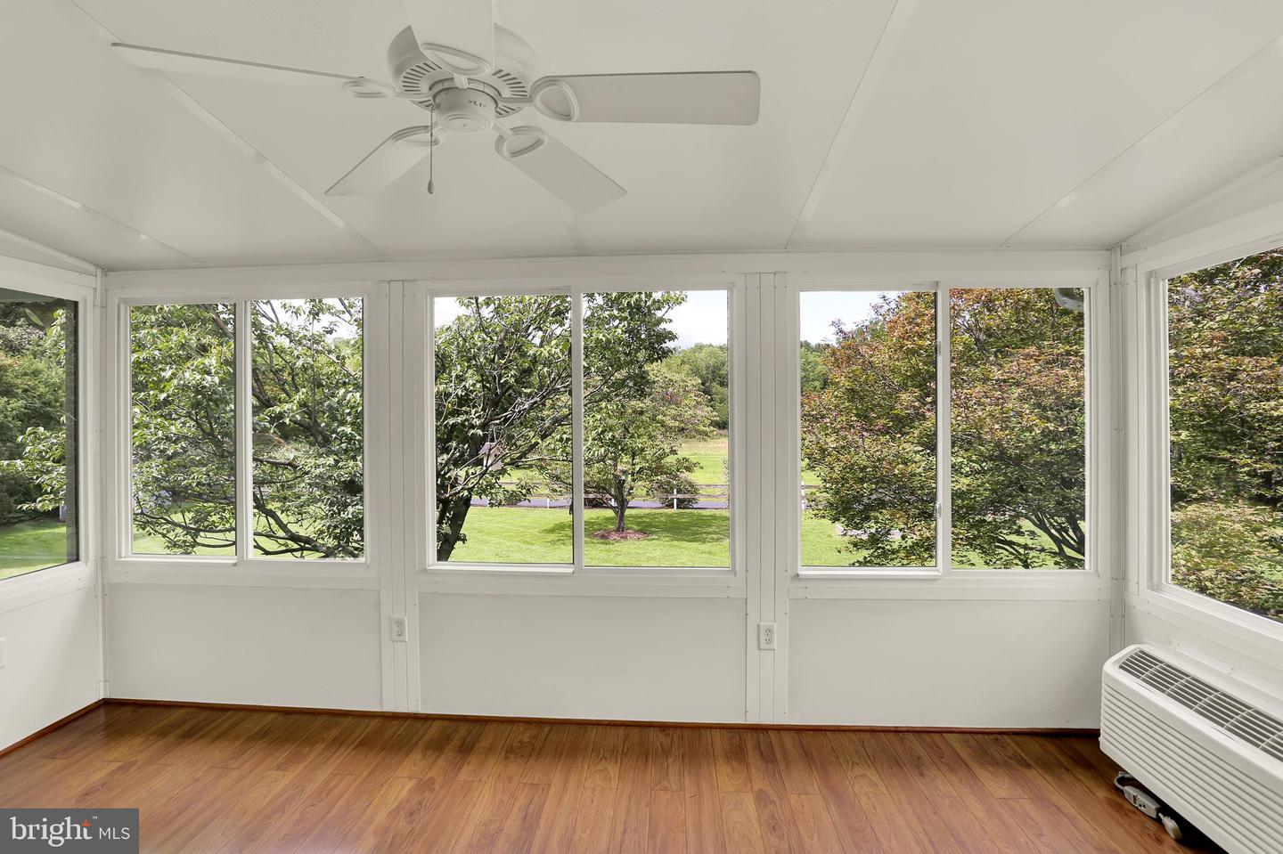 16 Adele Ave Property Photo 26