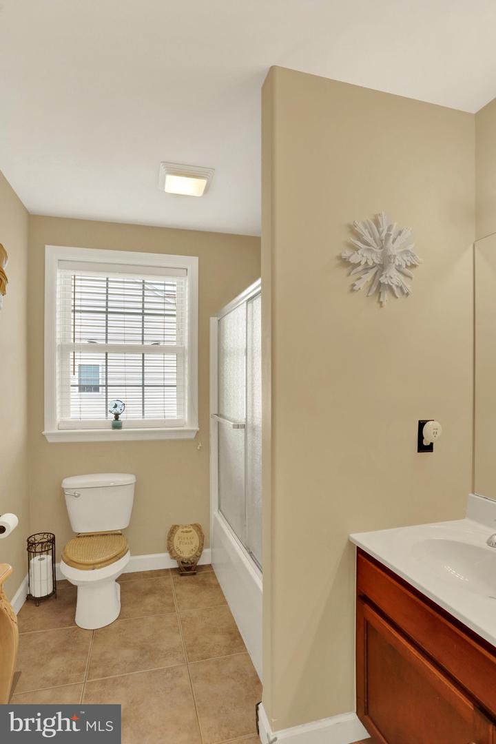 676 Seem Dr Property Photo 36