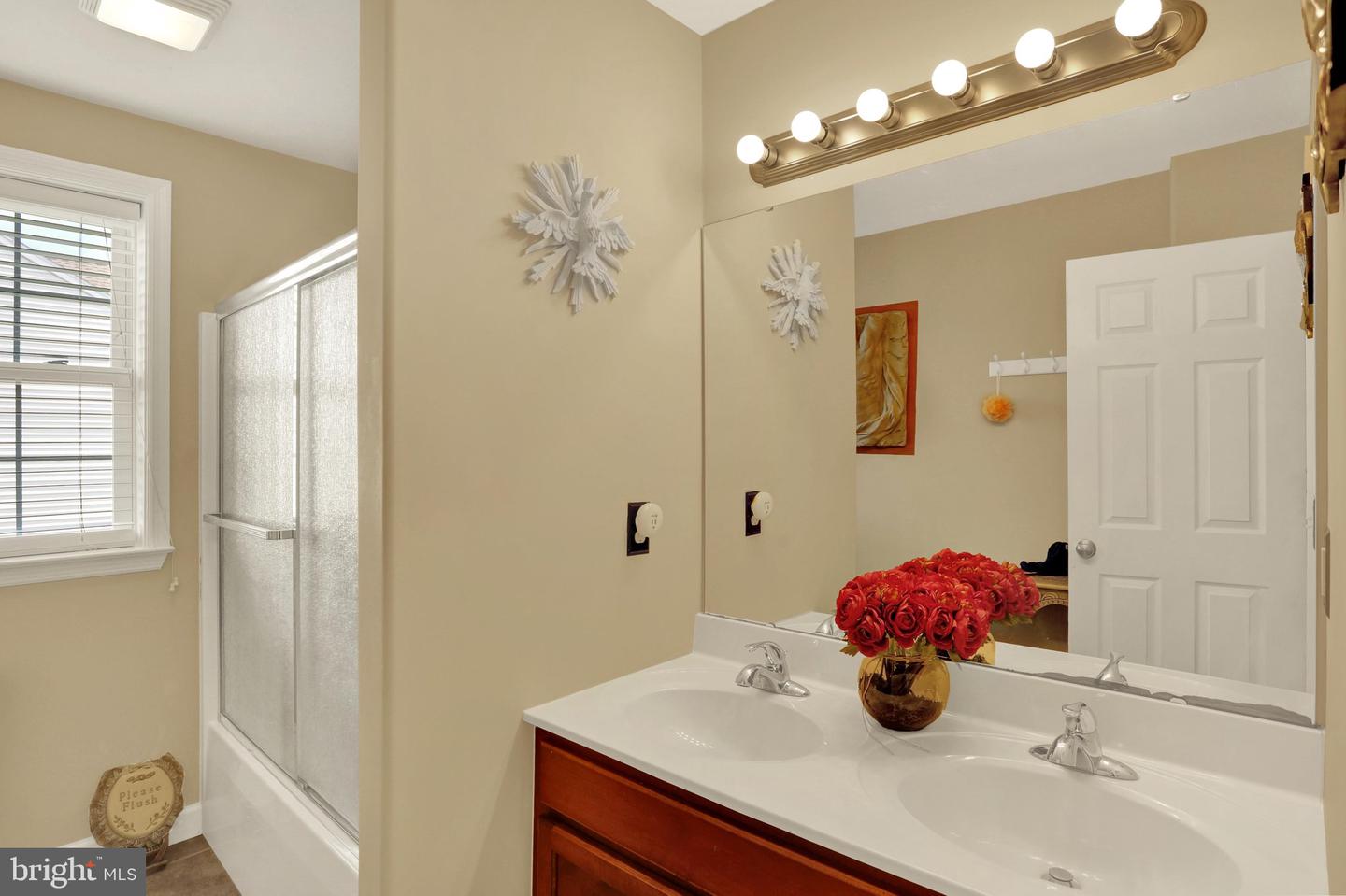 676 Seem Dr Property Photo 37