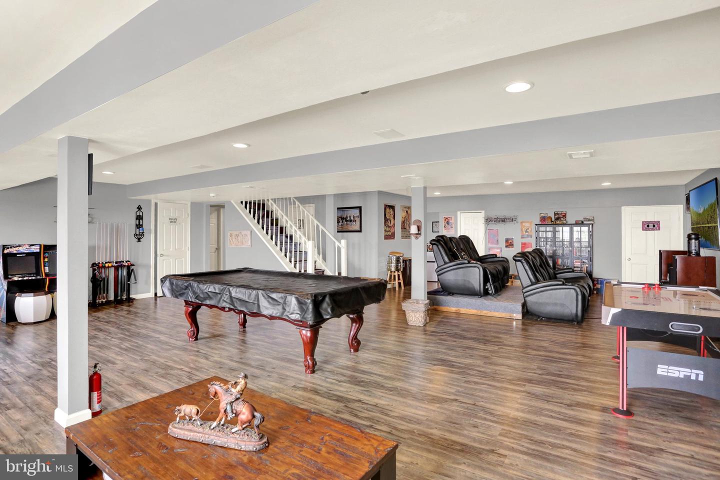 676 Seem Dr Property Photo 40