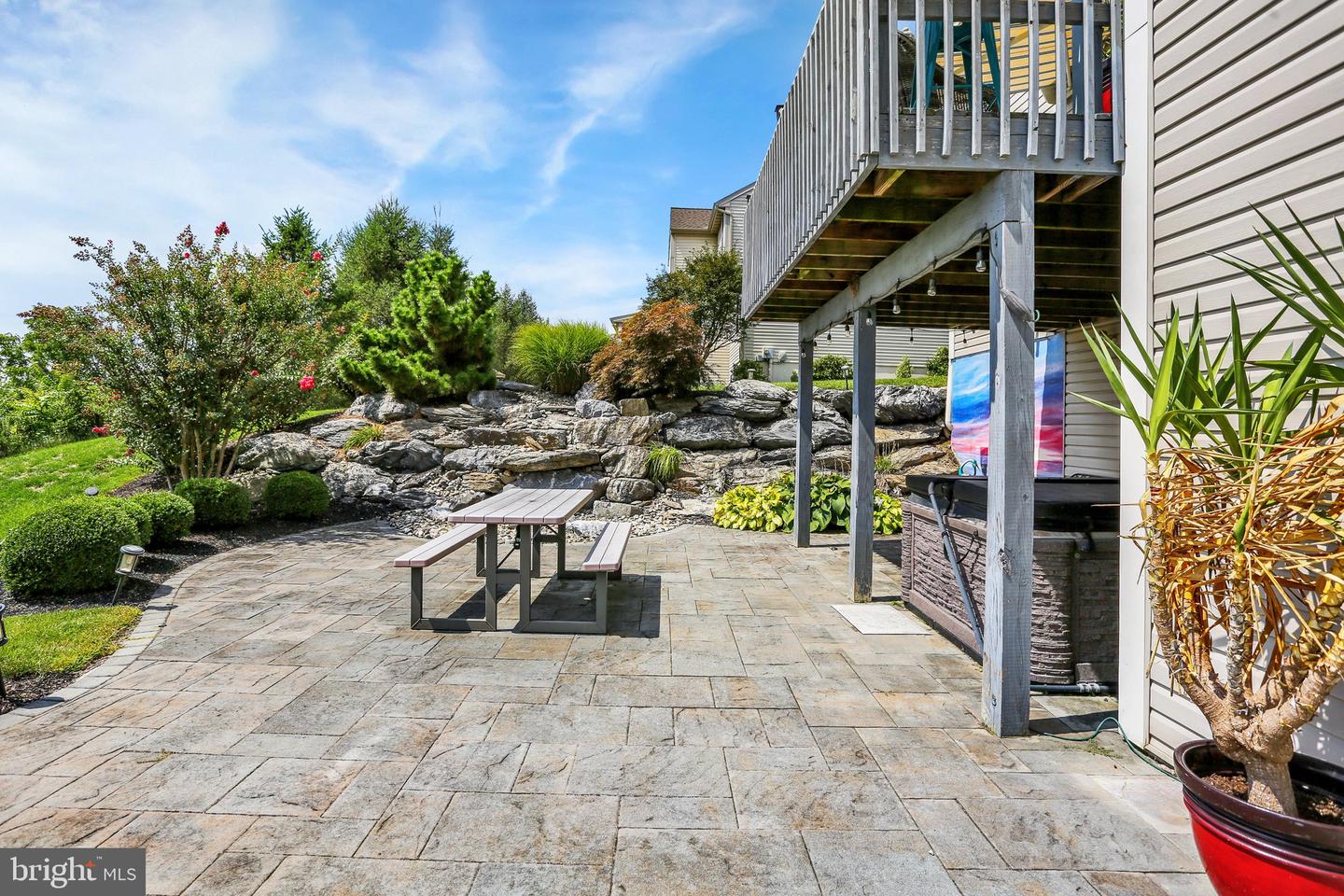 676 Seem Dr Property Photo 45