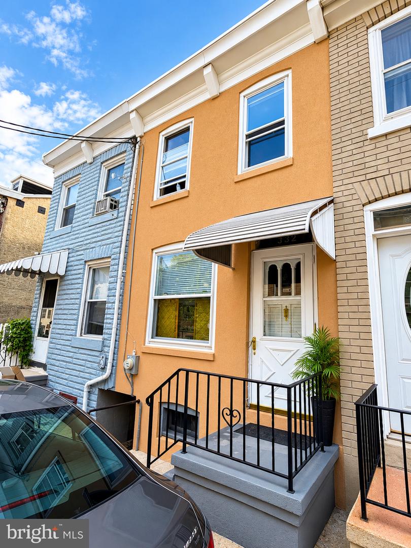 332 Spring Garden St Property Photo 1