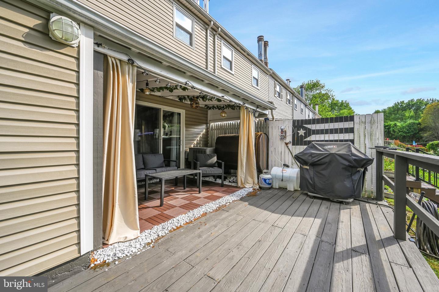 1055 Deer Run Property Photo 25