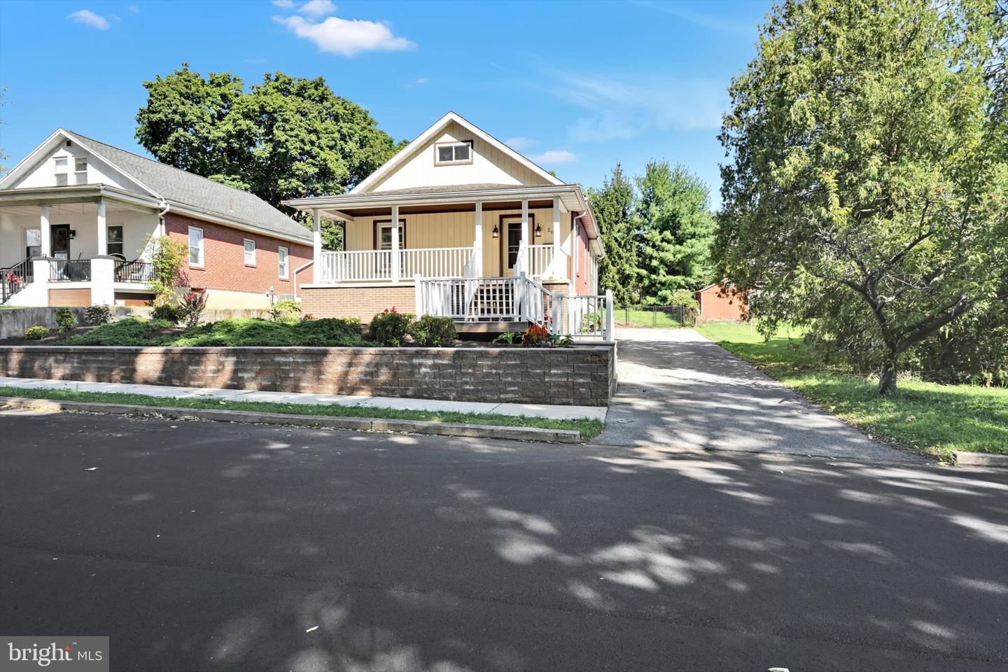 2011 Reading Ave Property Photo 1