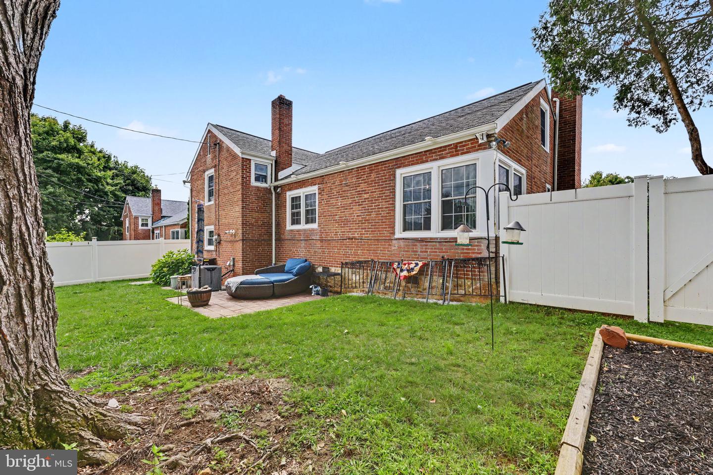 2603 Park St Property Photo 34