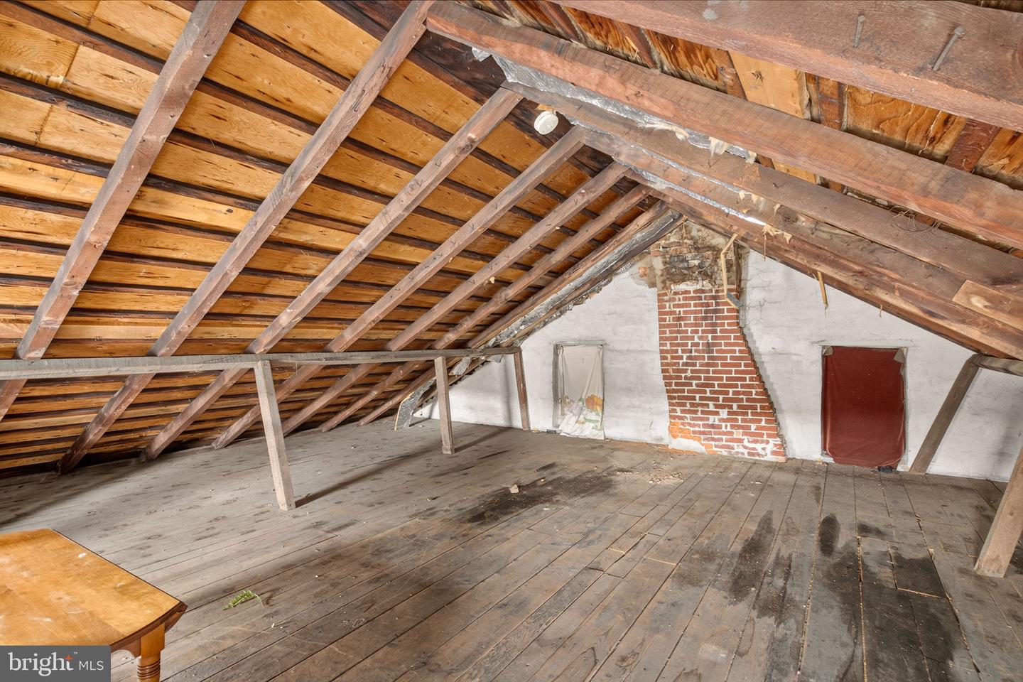 125 E Chestnut St Property Photo 55