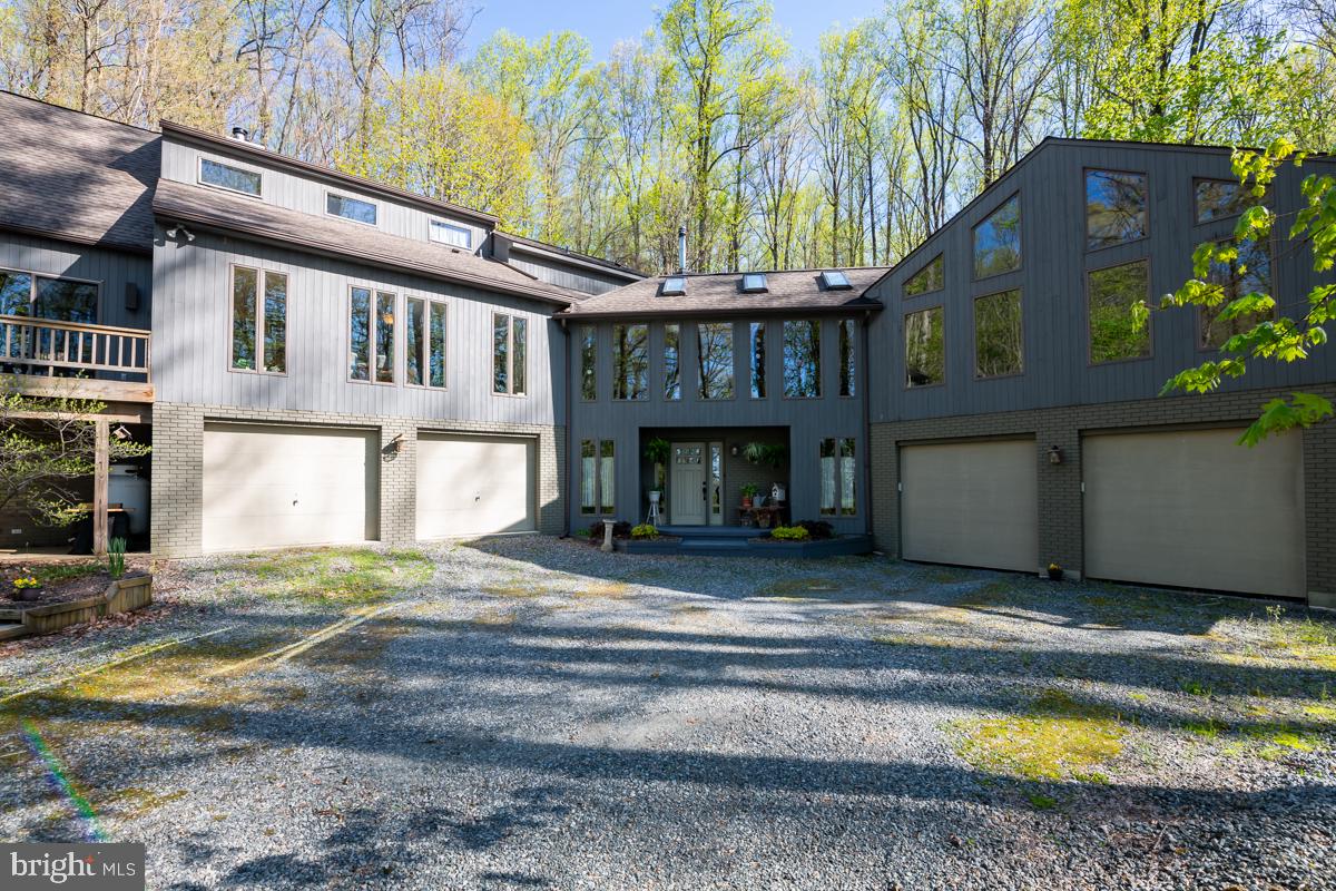 515 Kulps Rd Property Photo 4