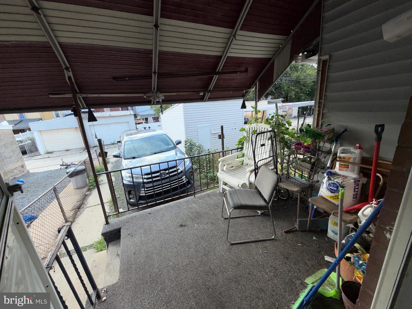 1336 Mulberry St Property Photo 3