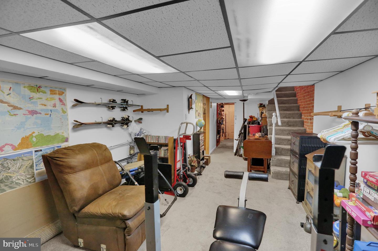 27 Apple St Property Photo 25