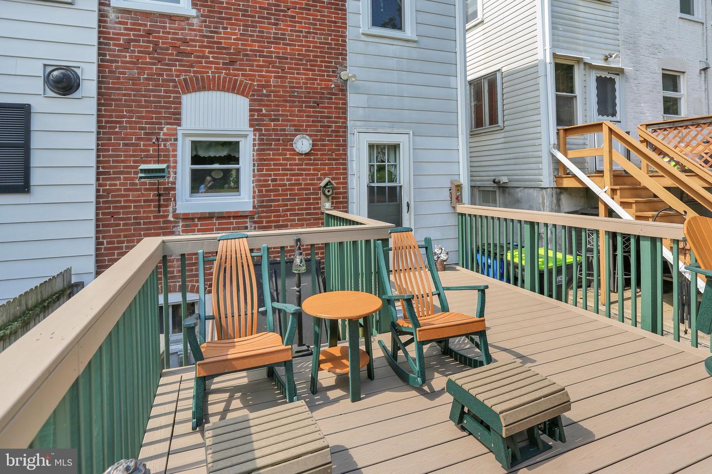 27 Apple St Property Photo 29