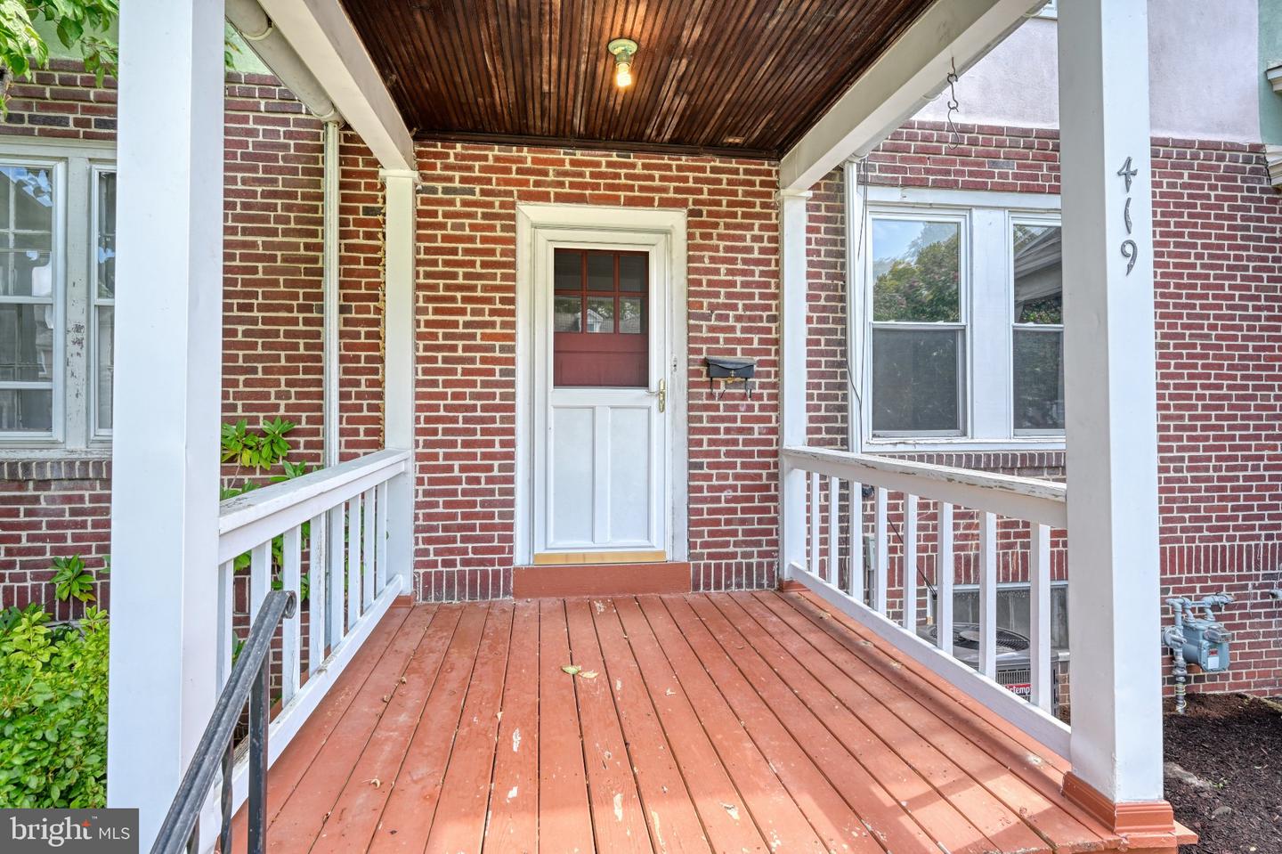 419 Ann St Property Photo 2