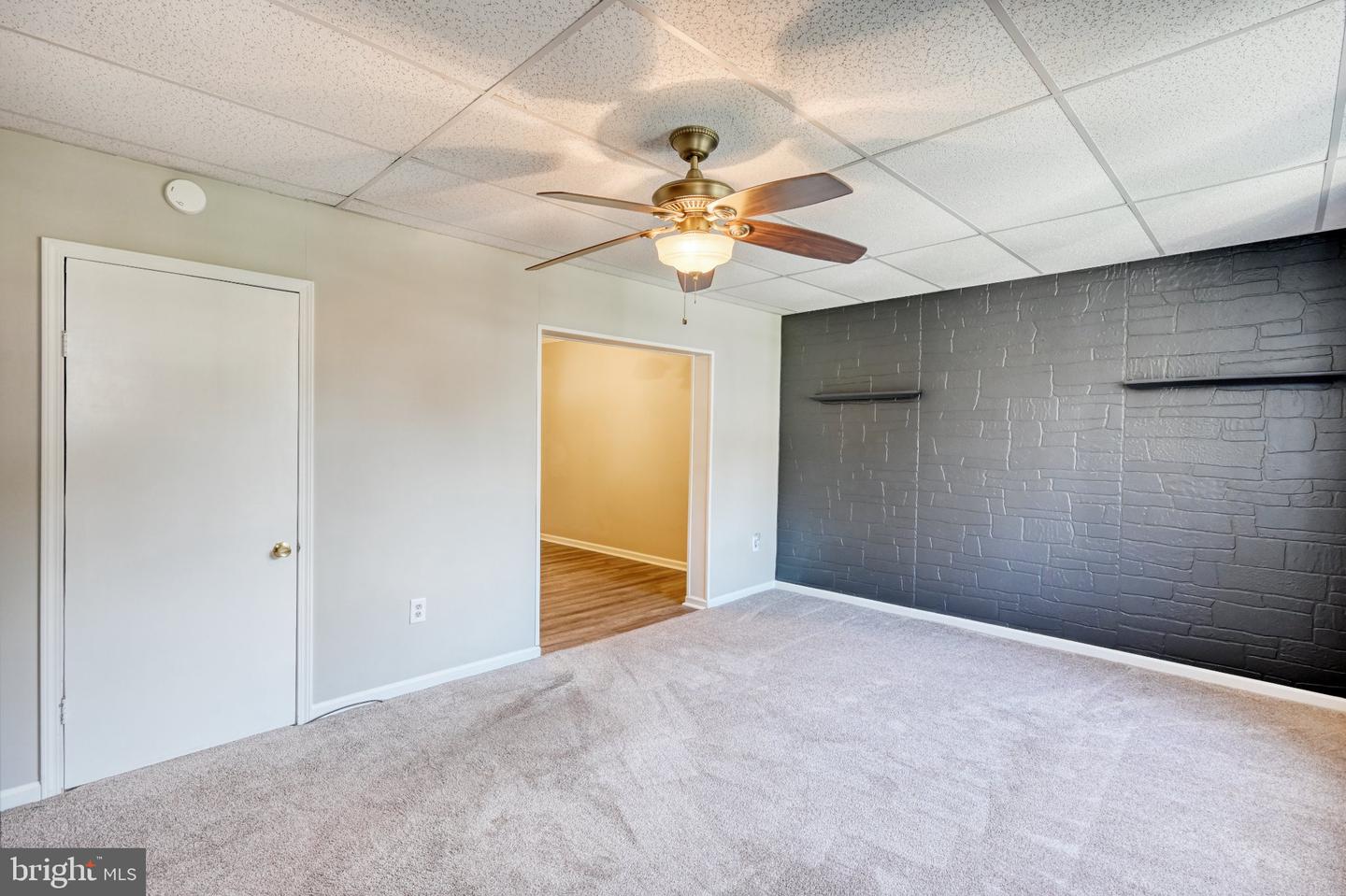 419 Ann St Property Photo 5