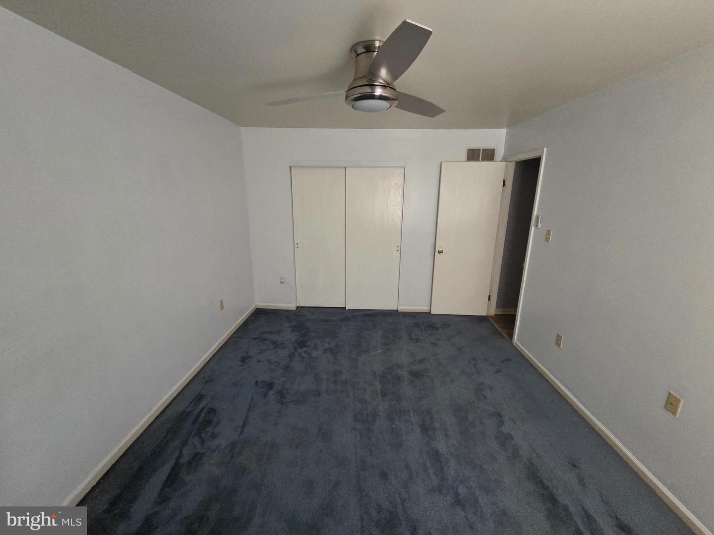 945 Timber Ln Property Photo 10