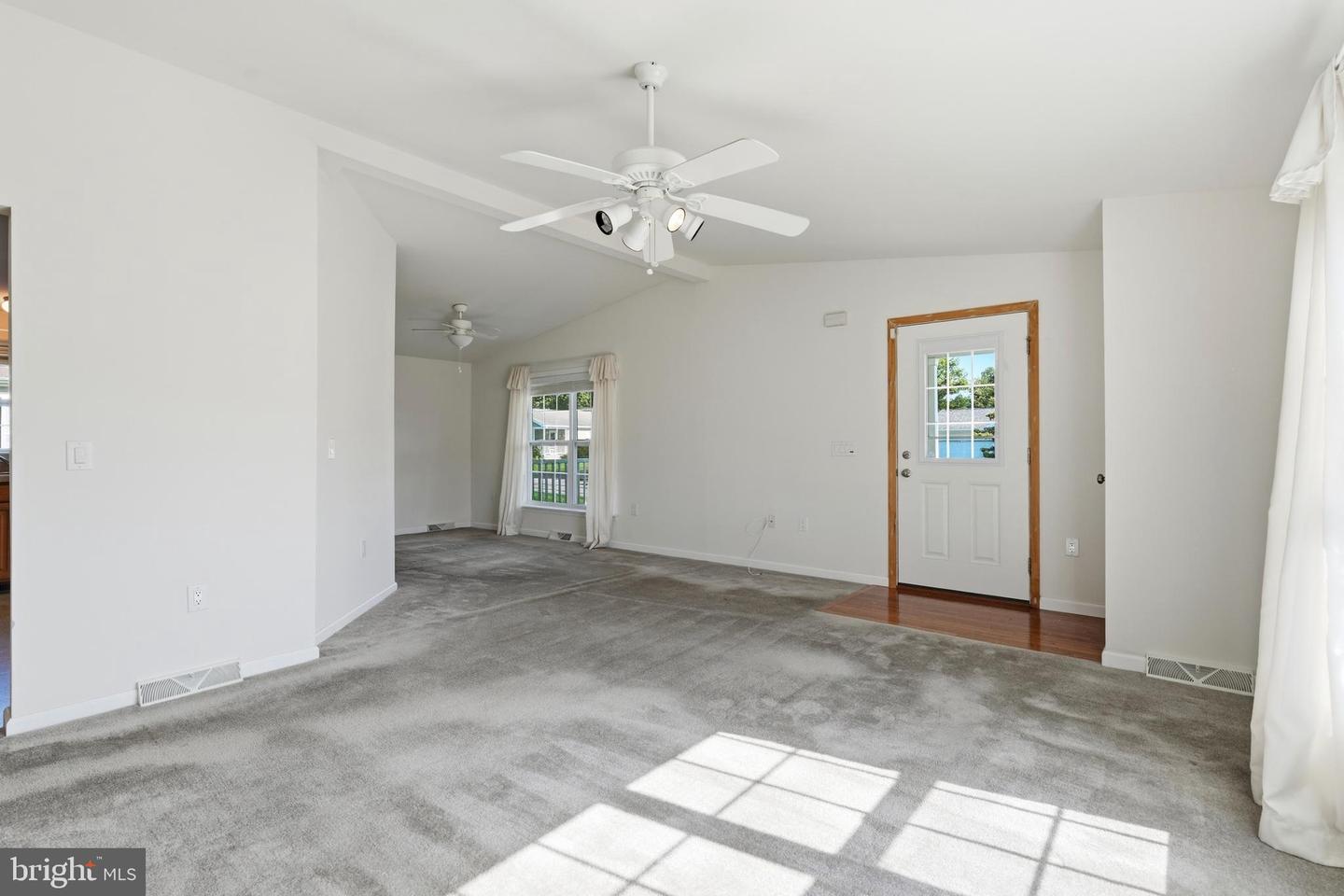 4 Songbird Ct Property Photo 13