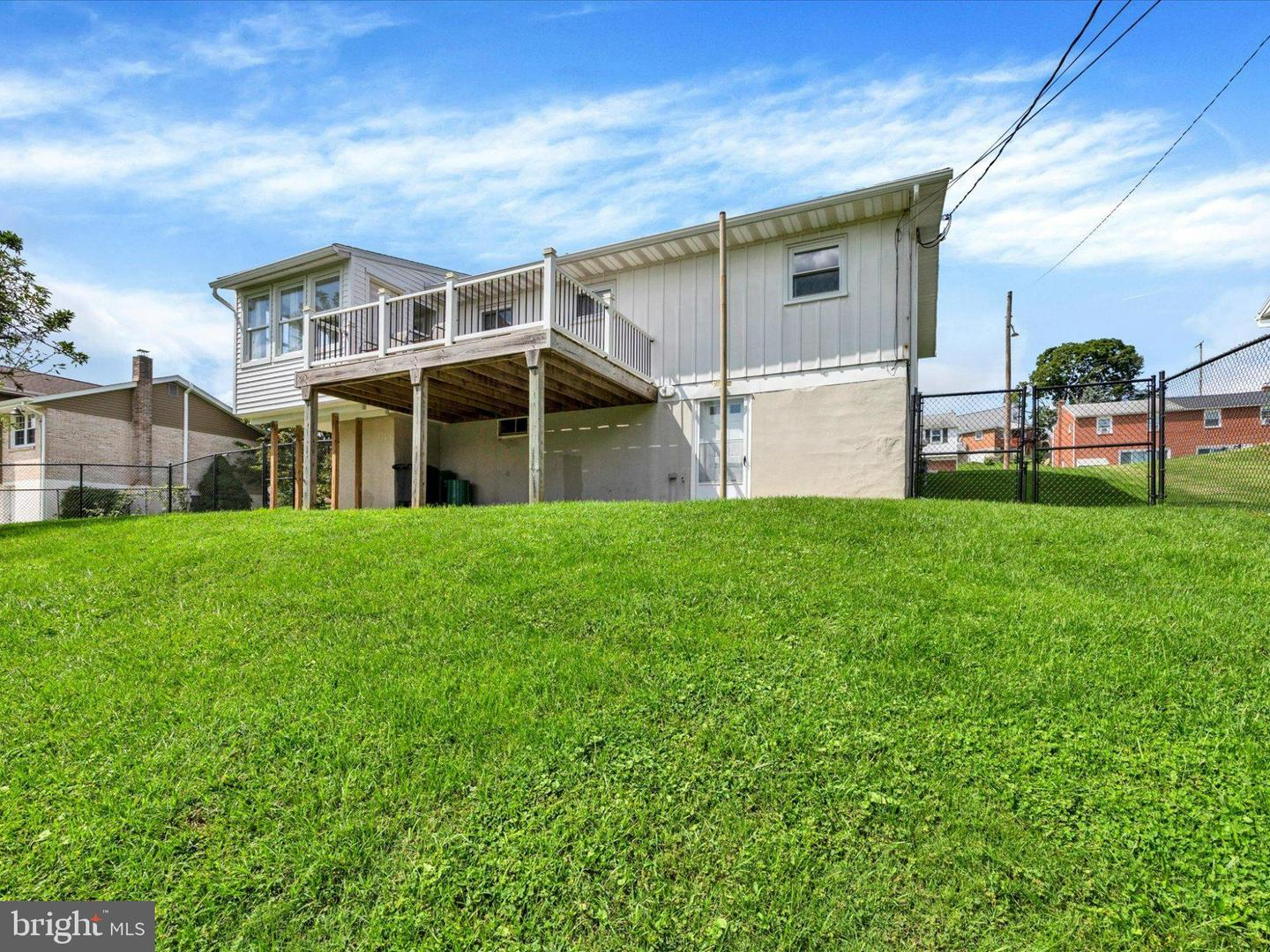 1518 Commonwealth Blvd Property Photo 20
