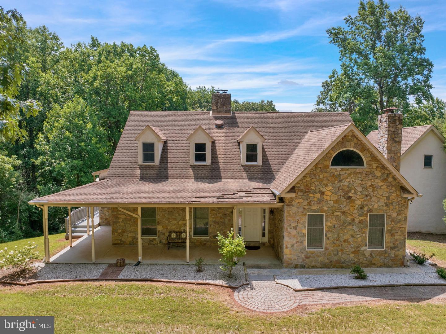 505 Westley Property Photo 4