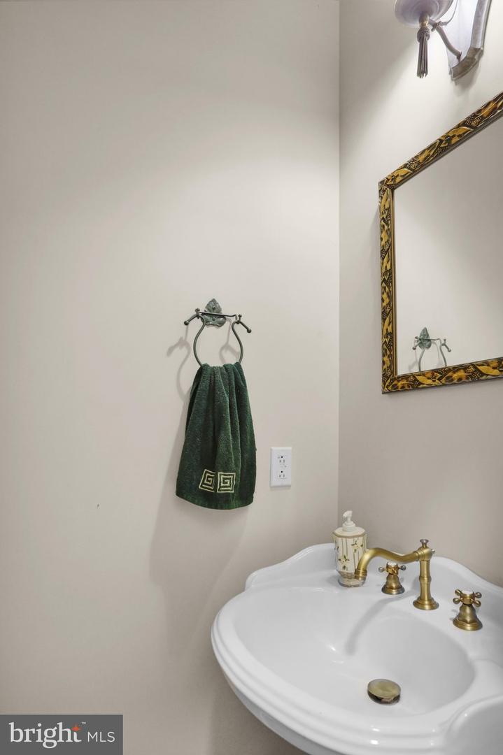 505 Westley Property Photo 38