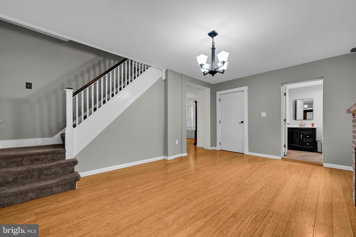 37 Park Rd Property Photo 7