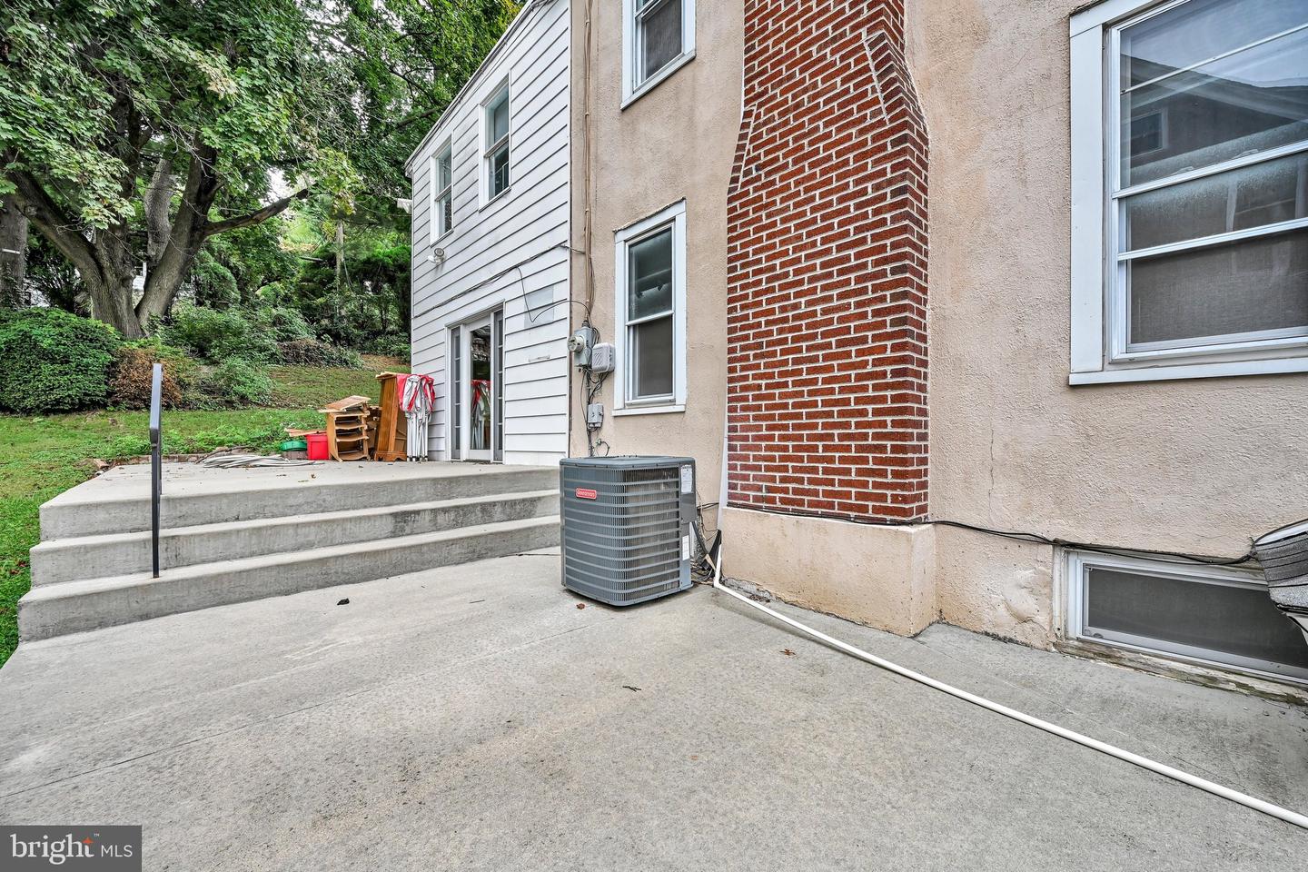 37 Park Rd Property Photo 36