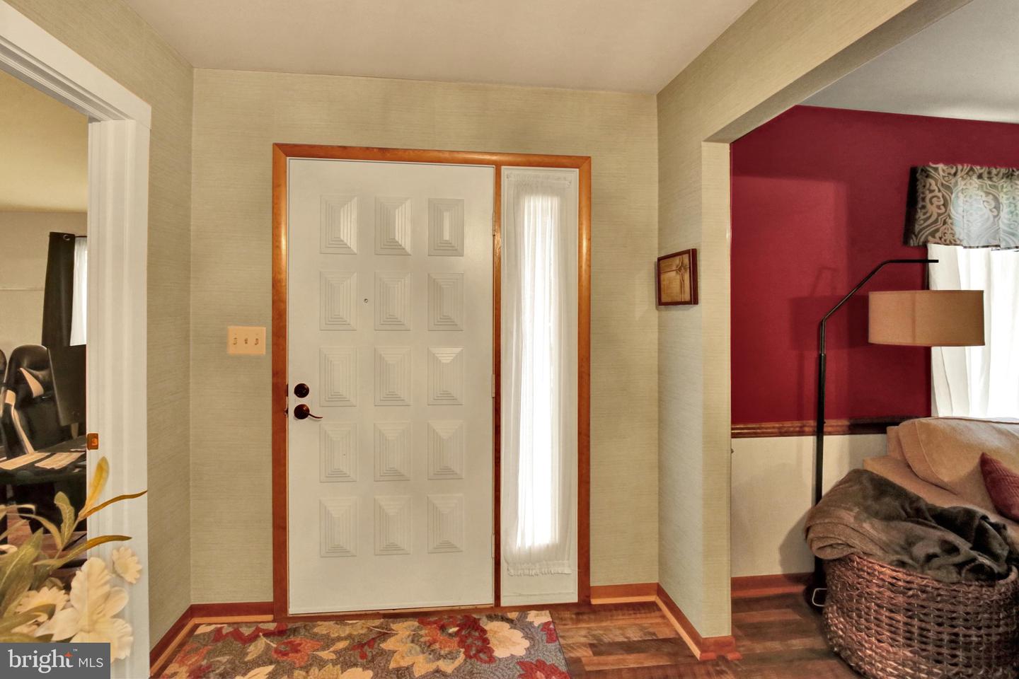 107 Deborah Dr Property Photo 3