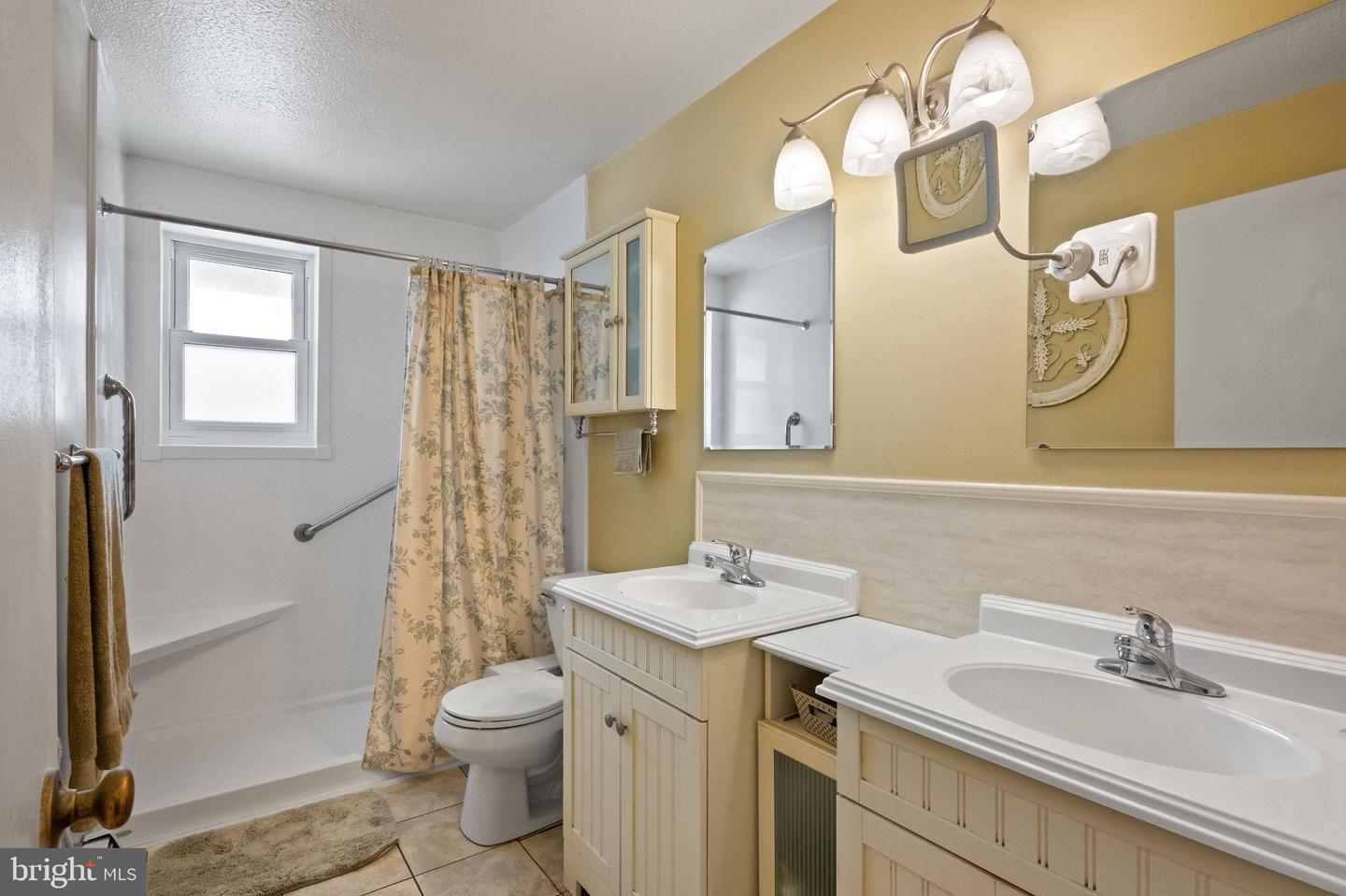 1823 Liberty Ave Property Photo 19