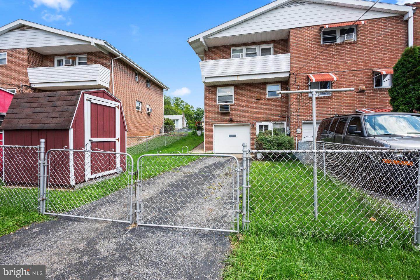 1823 Liberty Ave Property Photo 27