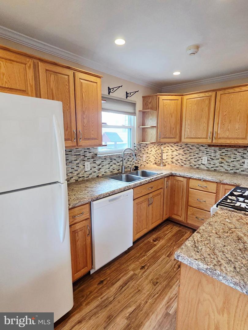 4956 Elderberry Dr Property Photo 6
