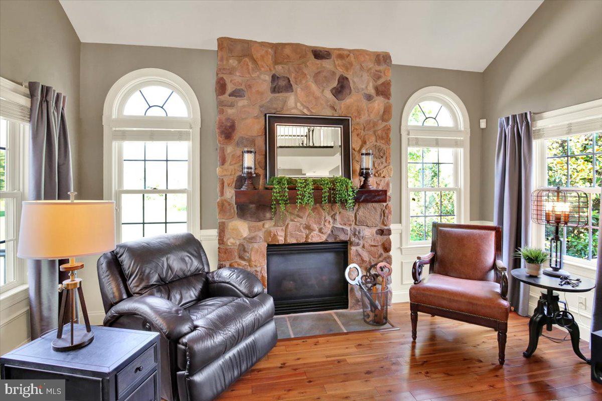 3381 Harwood Property Photo 15