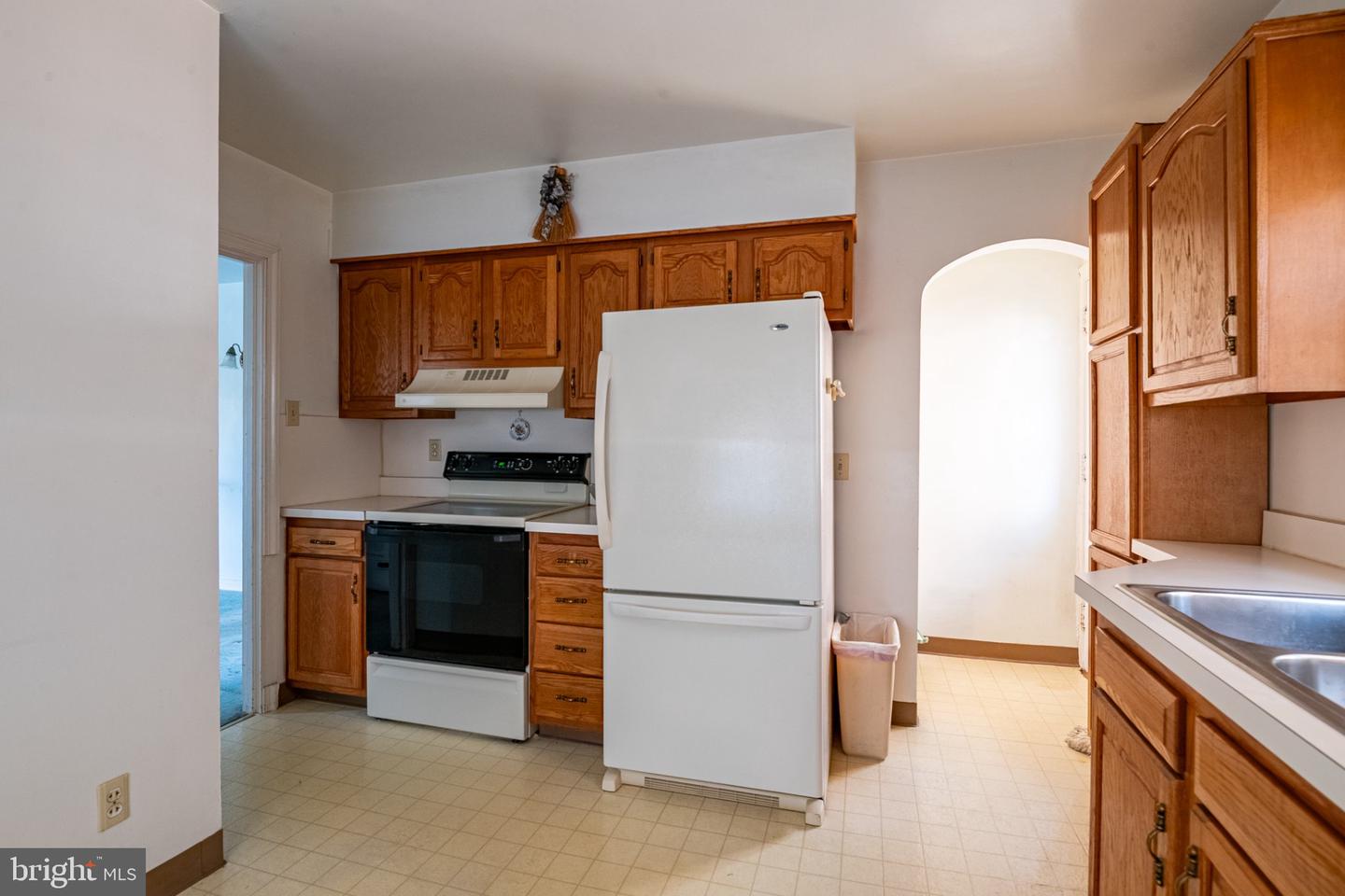 1435 Fayette Ave Property Photo 12