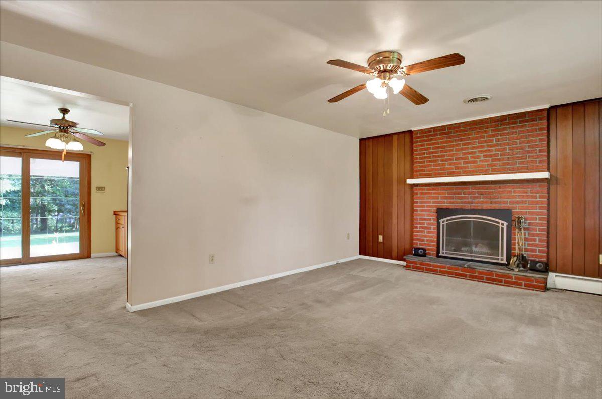 109 Cascades Ln Property Photo 6