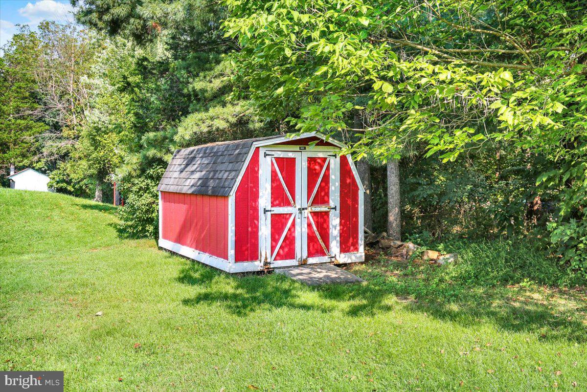 109 Cascades Ln Property Photo 28