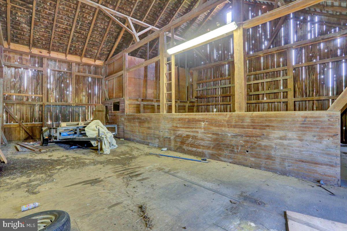 739 Boar Rd Property Photo 91