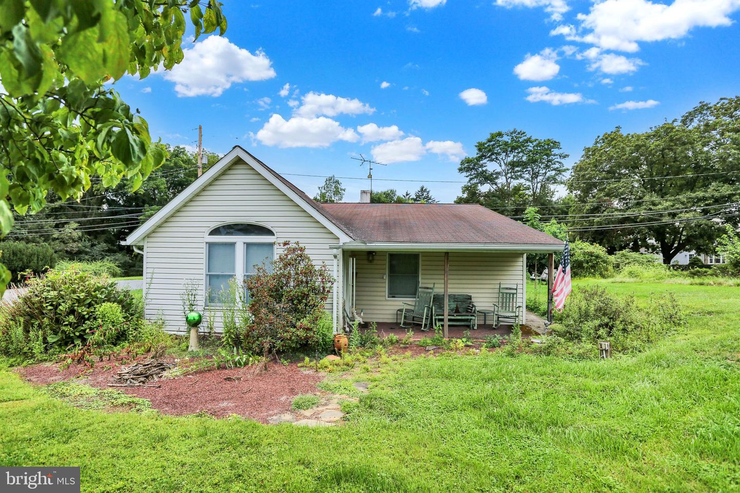 3420 Stoudts Ferry Bridge Rd Property Photo 2