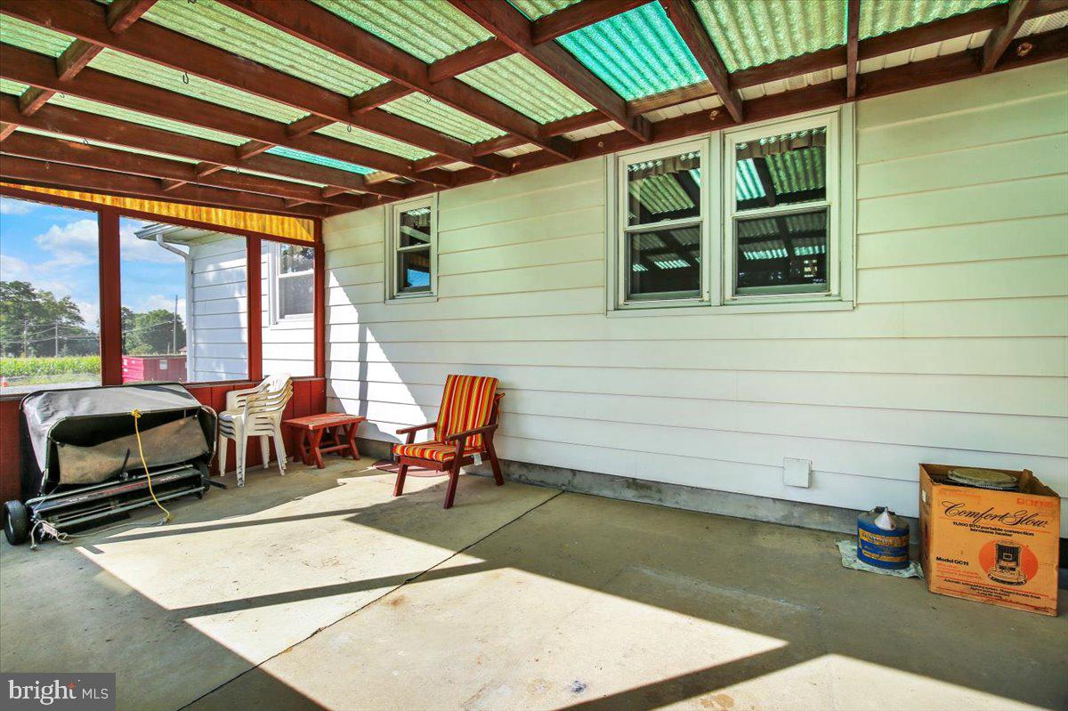 240 Walters Ave Property Photo 31