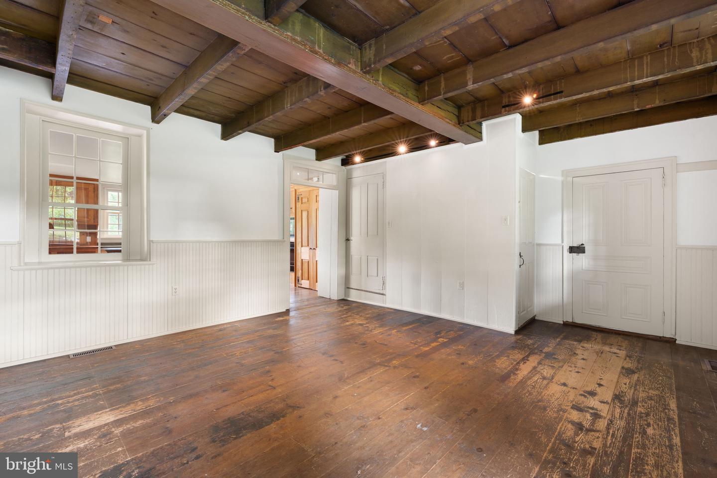 1335 Limekiln Rd Property Photo 16