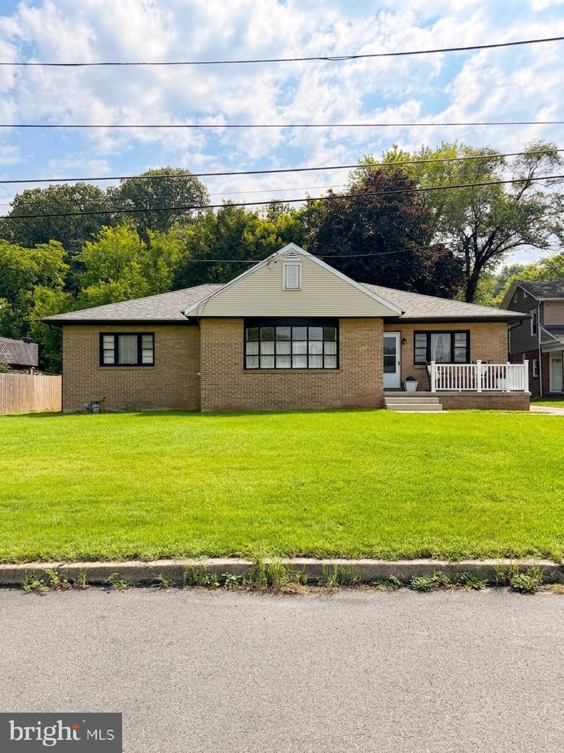 3120 Oley Turnpike Rd Property Photo 1