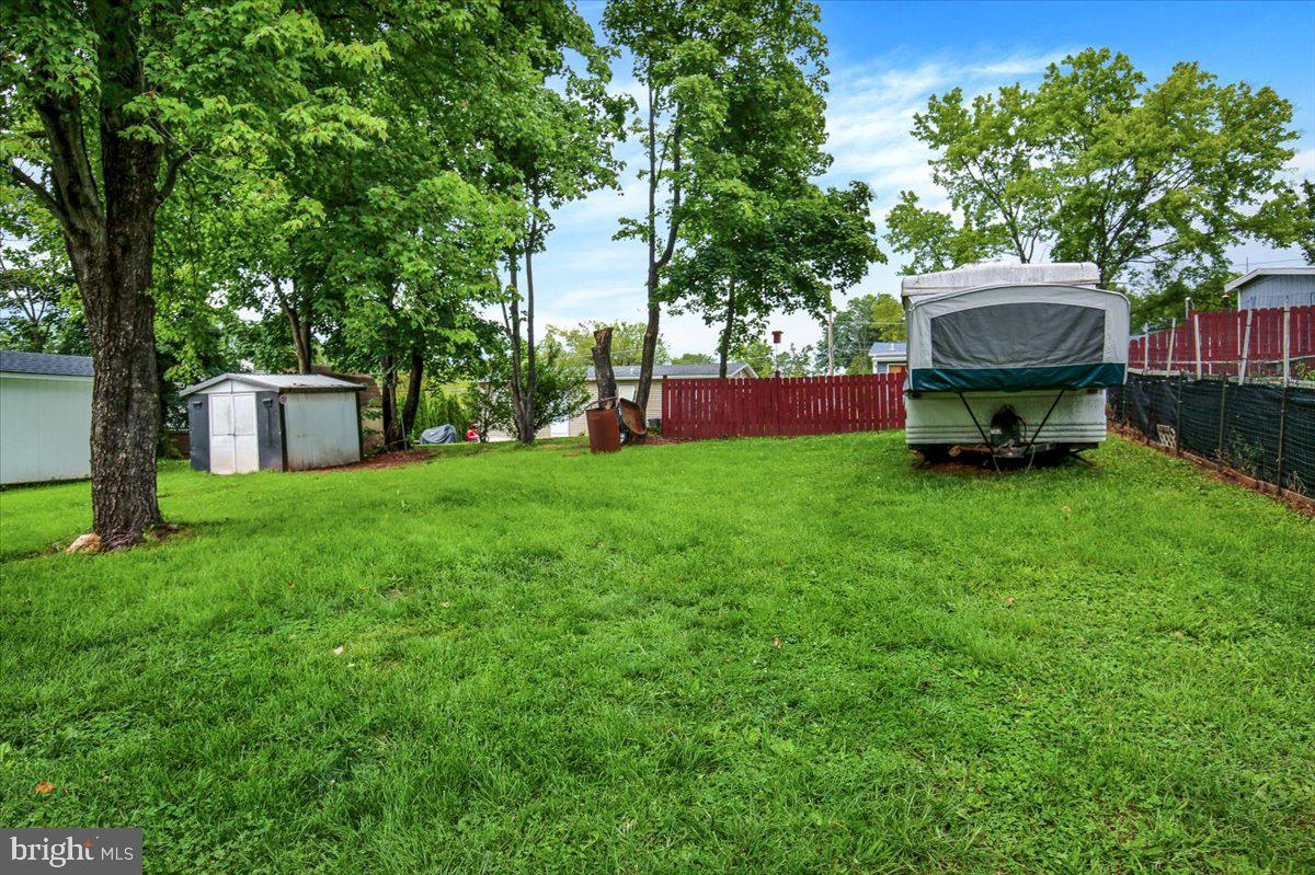 1257 Dauphin Pl Property Photo 15