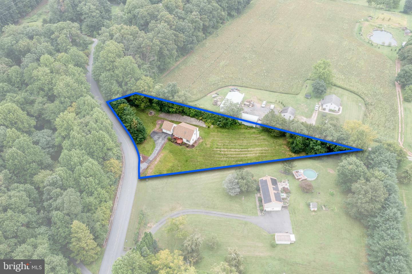 5039 Valley View Rd Property Photo 1