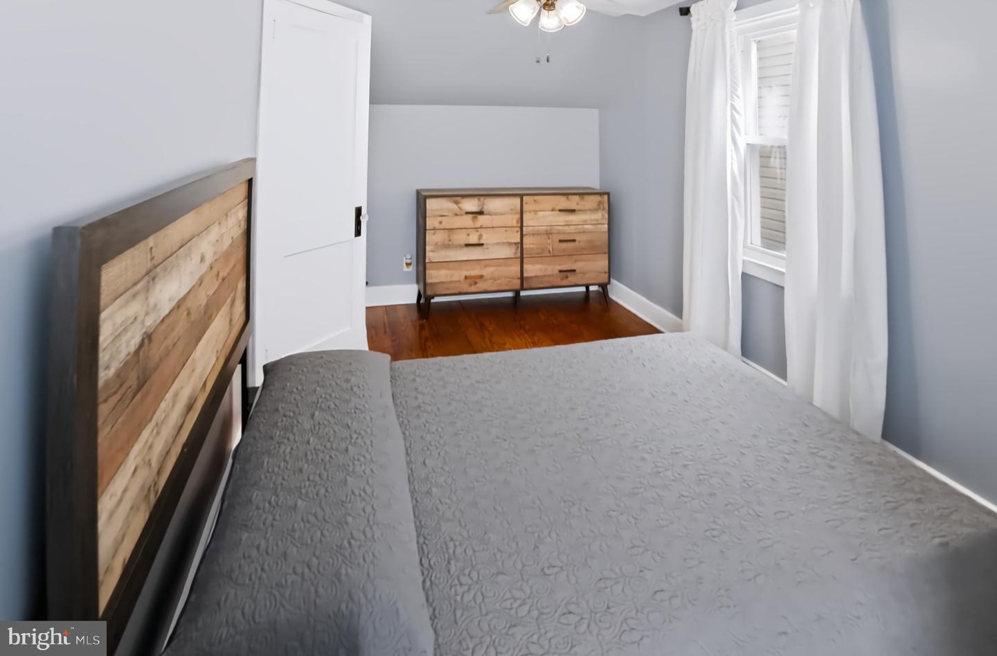 19 Maple Property Photo 17