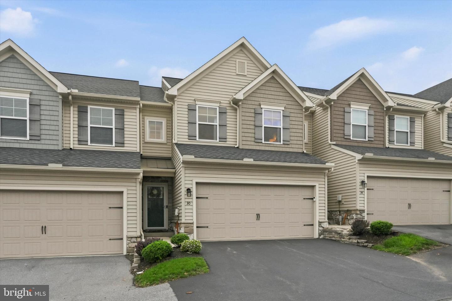 30 Wexford Ct Property Photo 1