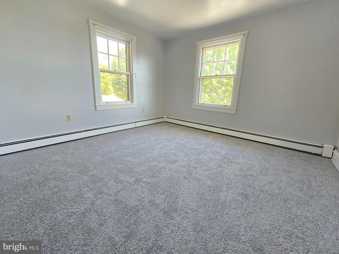 26 Clayton Ave Property Photo 14