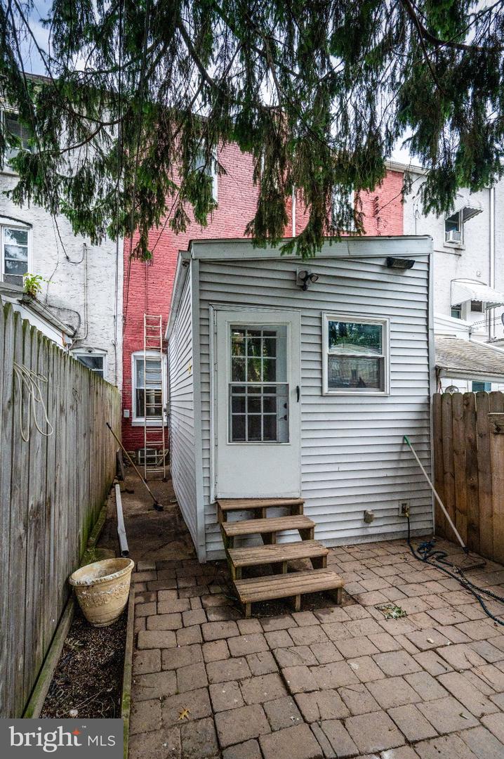 844 Church St Property Photo 33