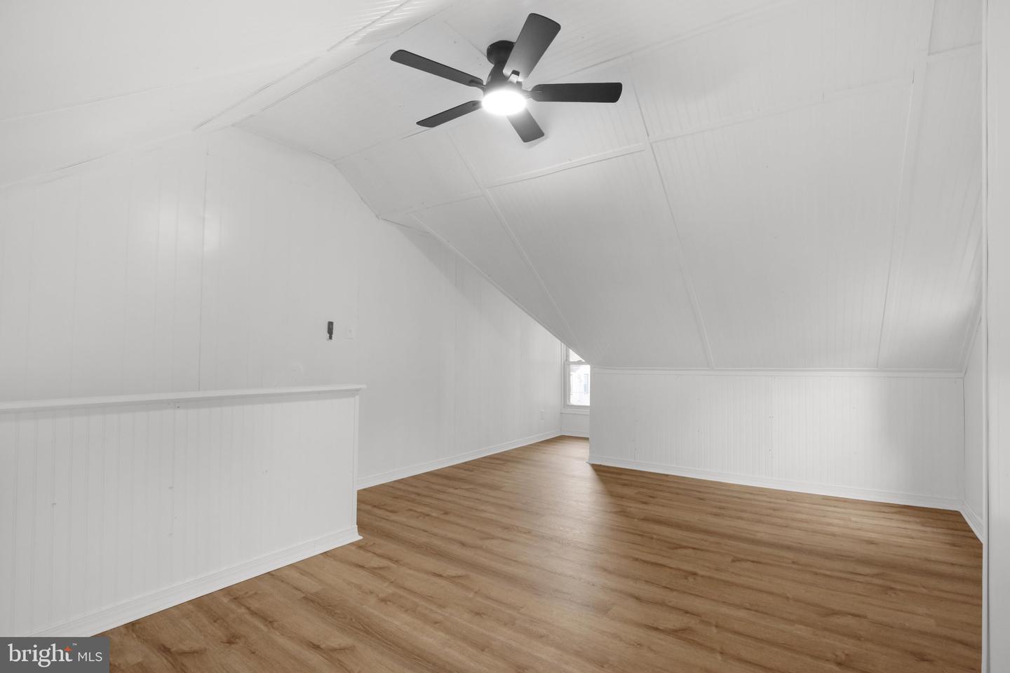 36 S Miller St Property Photo 28
