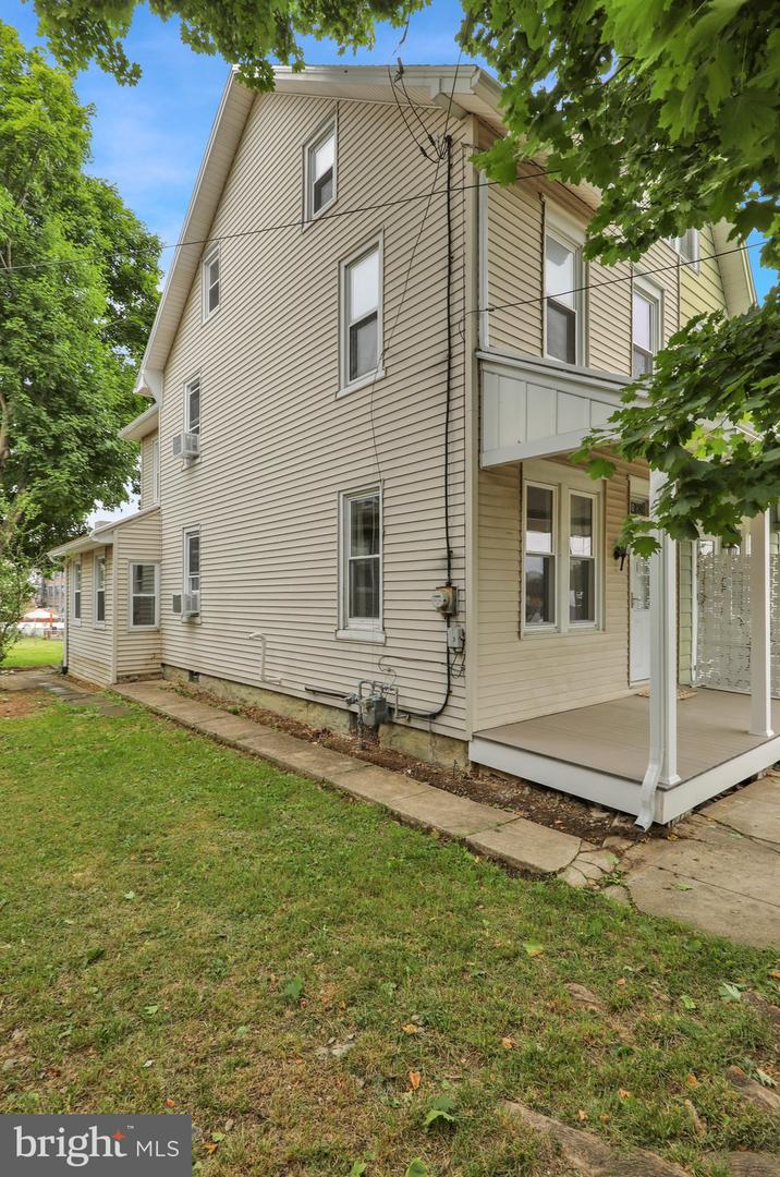 36 S Miller St Property Photo 32