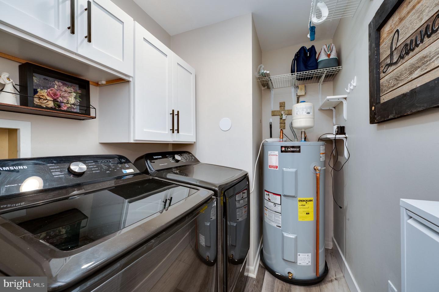 407 Beacon St Property Photo 18