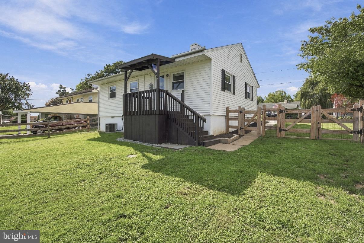 PABK2077670 Property Photo 2