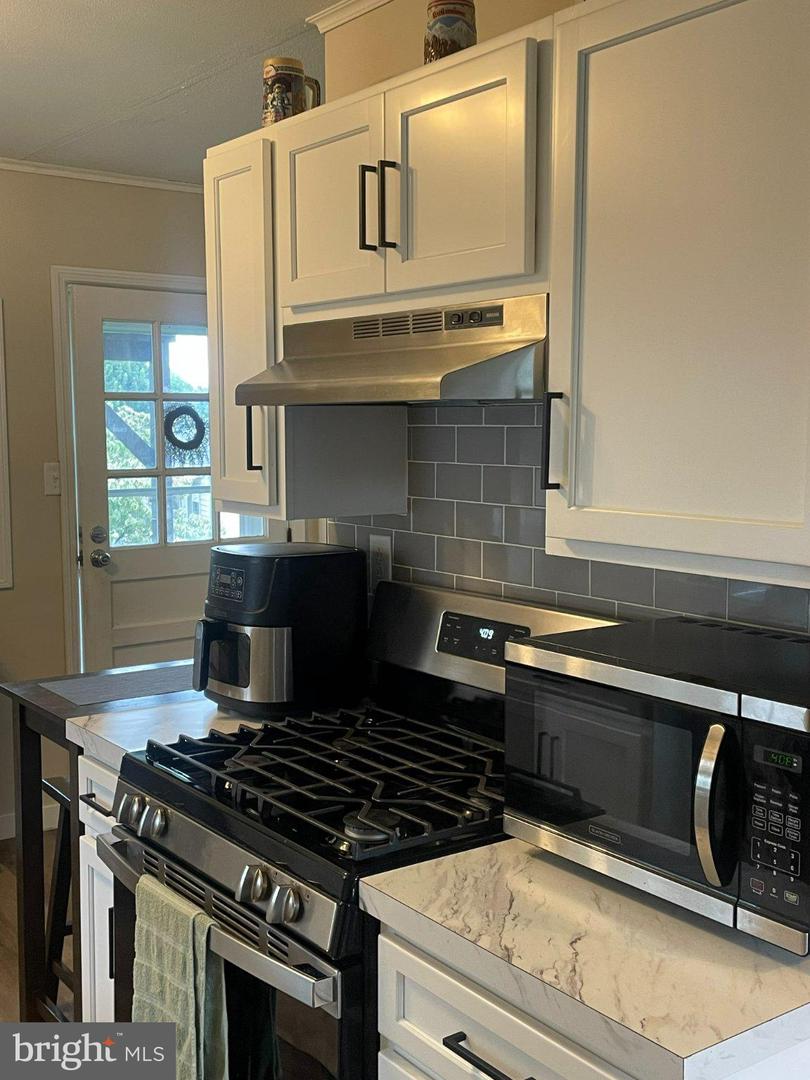 PABK2077670 Property Photo 10