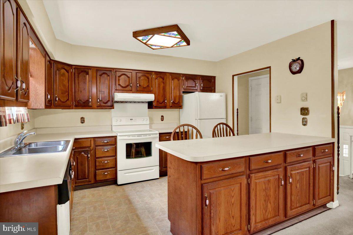 23 Pleva Dr Property Photo 10