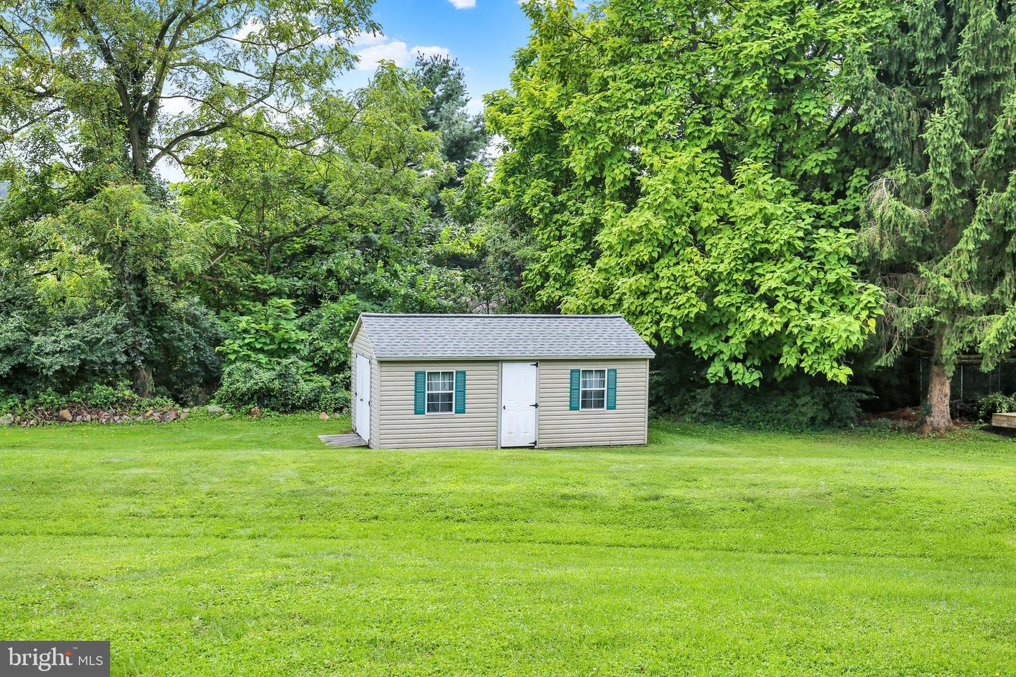 23 Pleva Dr Property Photo 32