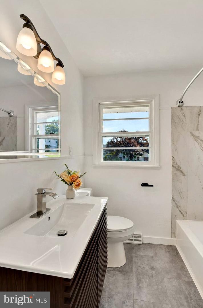 508 S Sterley St Property Photo 28